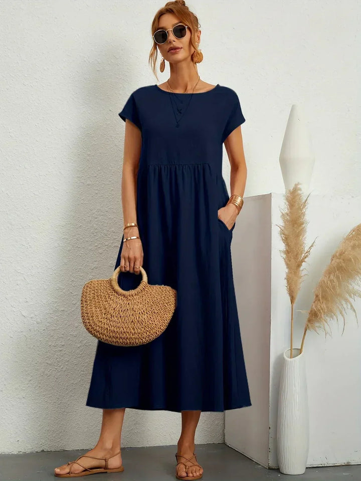 Gabrielle™ | A flowing midi dress with timeless elegance