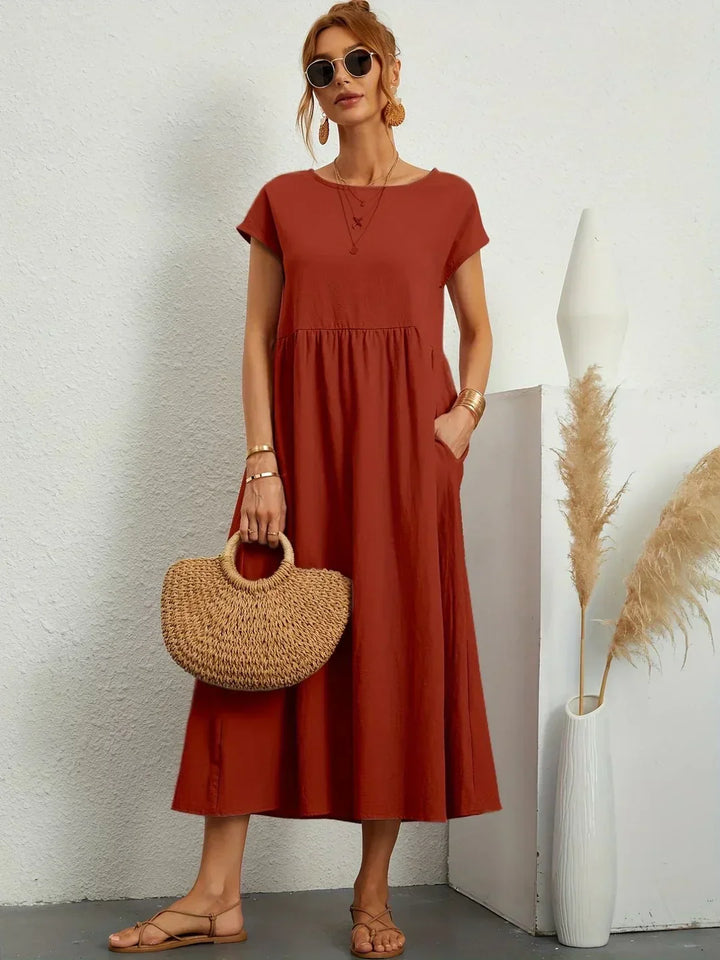 Gabrielle™ | A flowing midi dress with timeless elegance