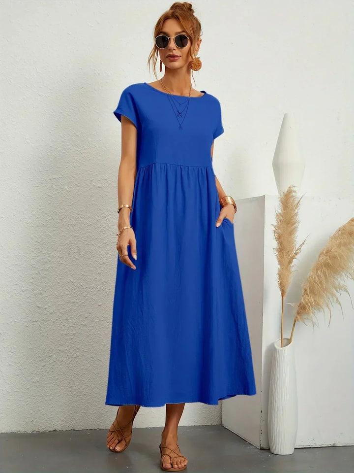 Gabrielle™ | A flowing midi dress with timeless elegance