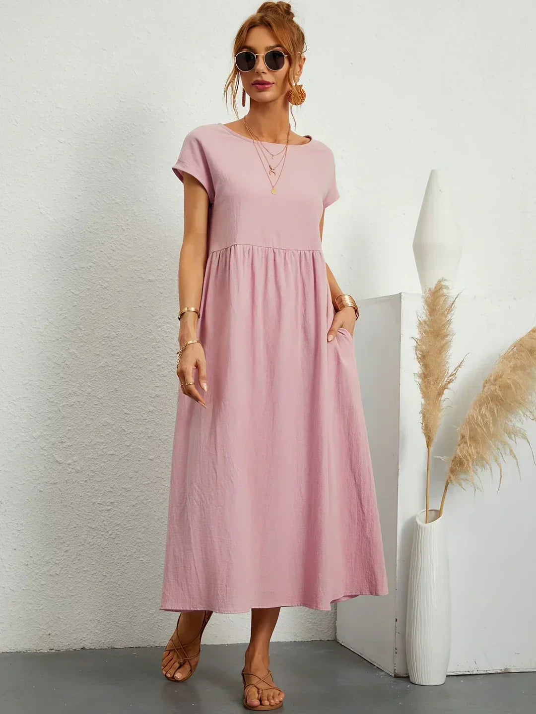 Gabrielle™ | A flowing midi dress with timeless elegance