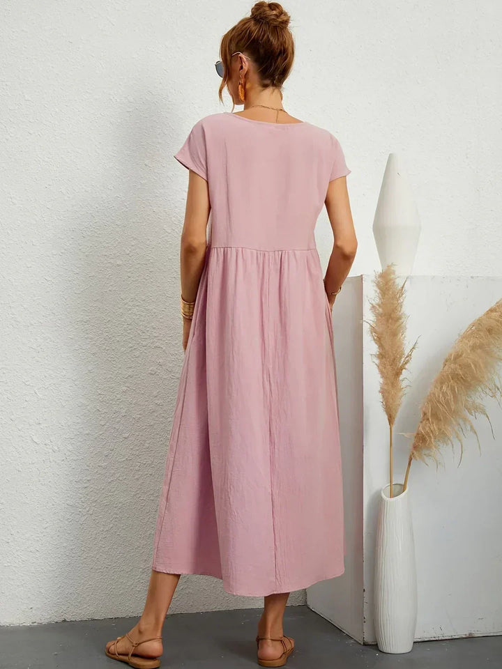 Gabrielle™ | A flowing midi dress with timeless elegance