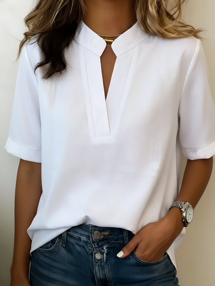Elise — Elegant Blouse with Refined Collar